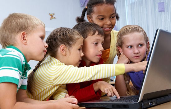 collaborative-kids-at-laptop